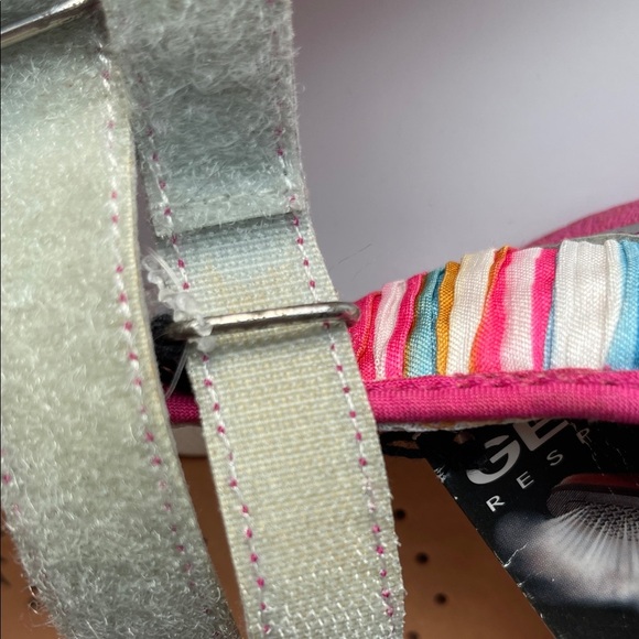 NWOT Geox Striped Silver and Pink Sneakers Size 9.5 - Picture 7 of 10